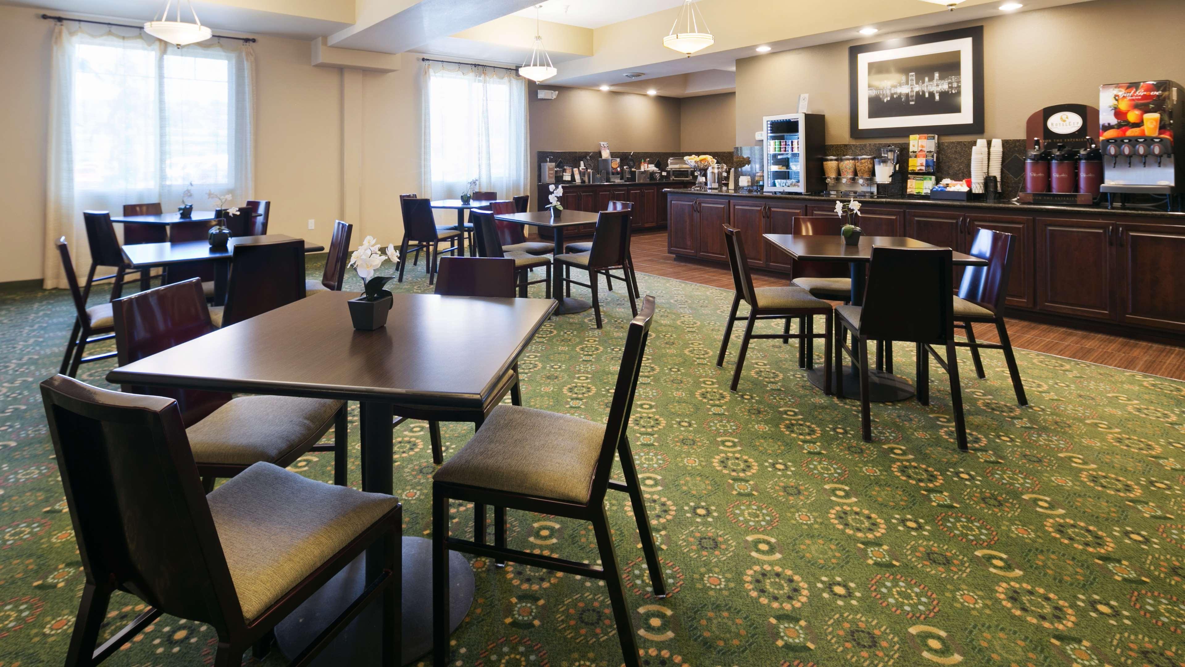 Best Western Plus Port Of Camas-Washougal Convention Center Экстерьер фото